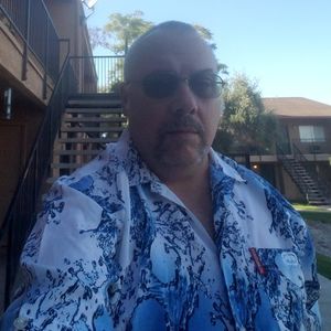 Meet your Posher, Christopher